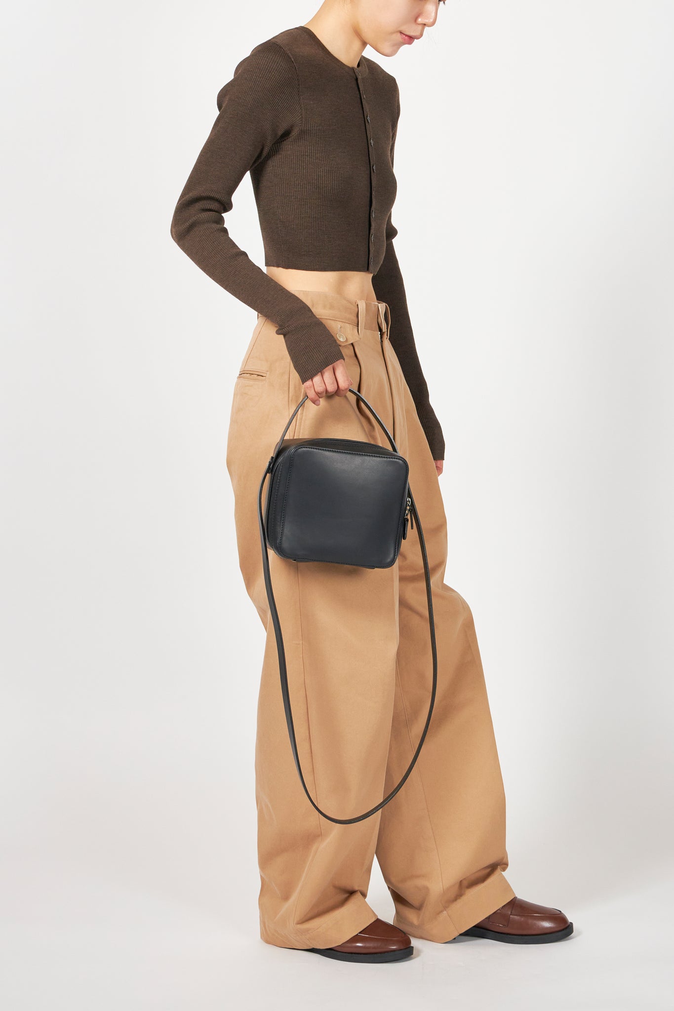 LEATHER SHOULDER BAG MADE BY AETA