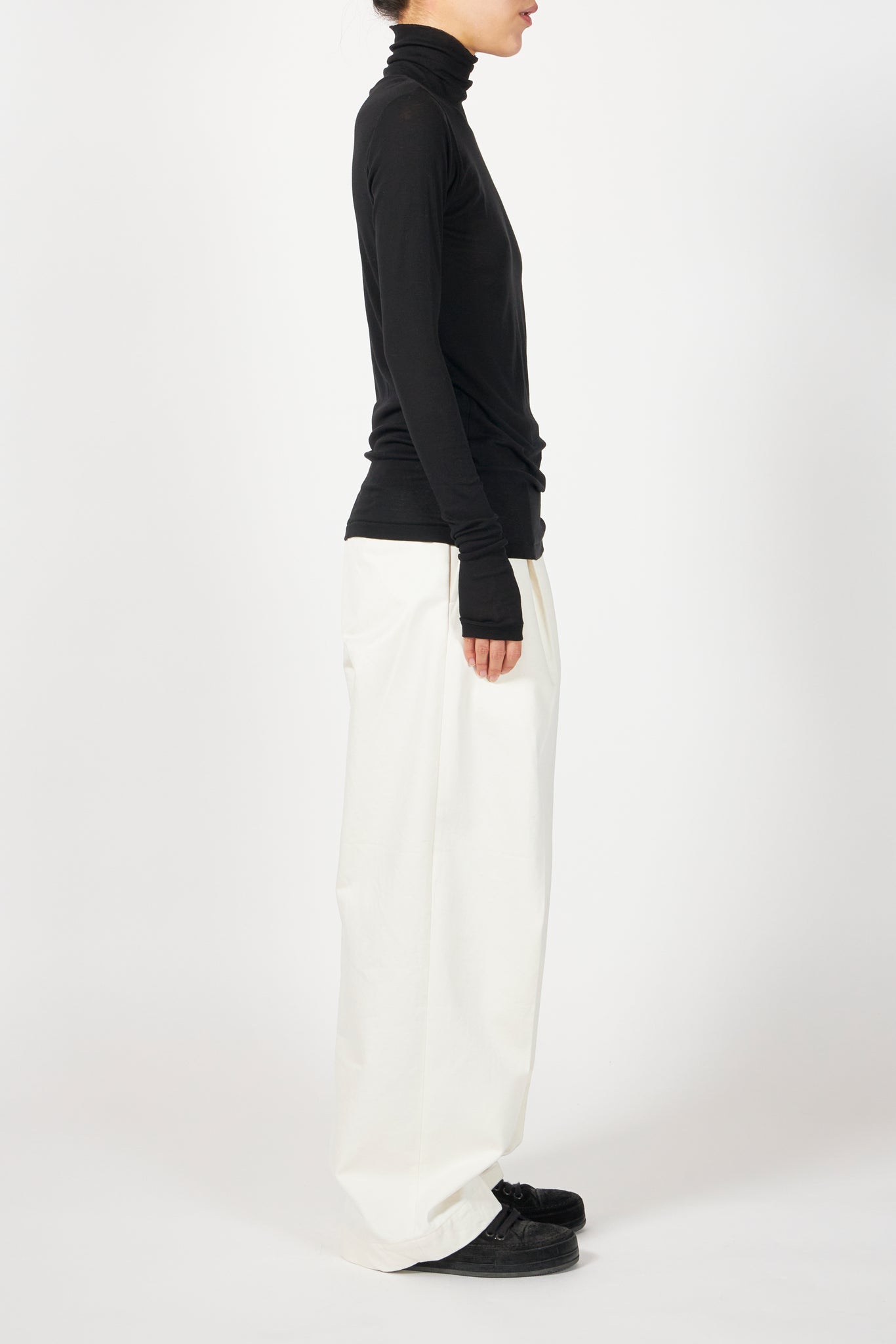 SUPER HIGH GAUGE SHEER RIB TURTLE NECK L/S TEE