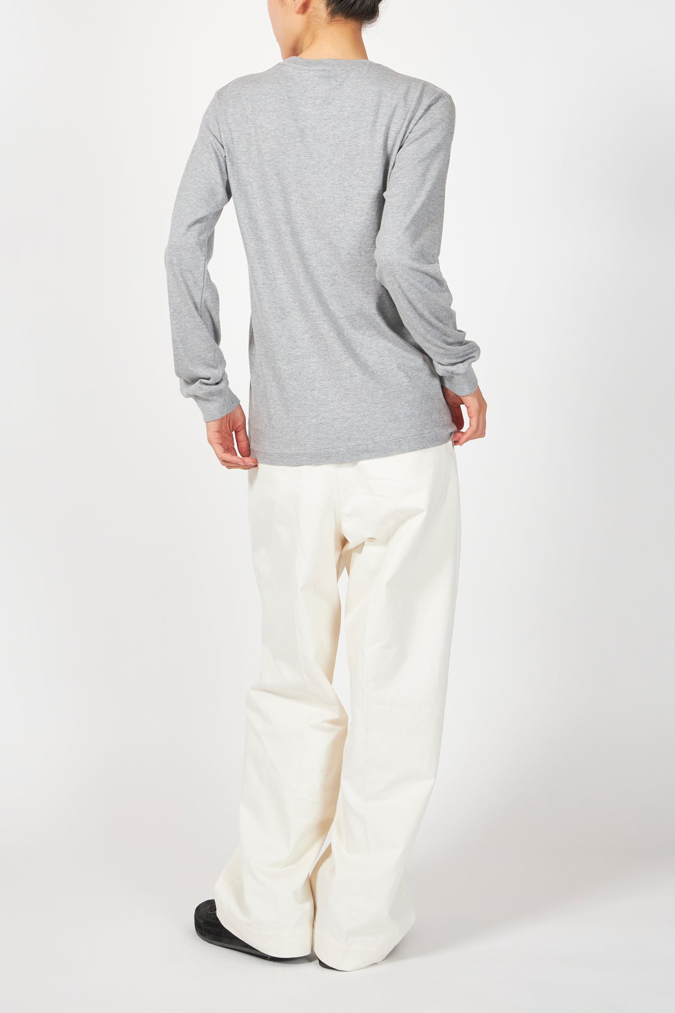 SEAMLESS L/S TEE – ATELIERMO