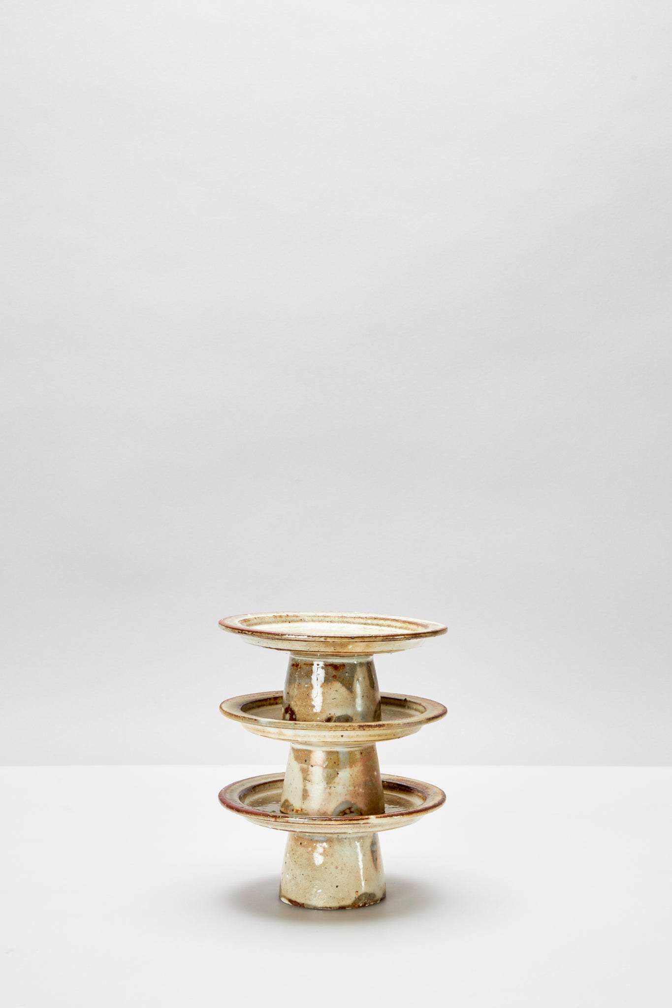 境 道一｜粉引き 台皿｜KOHIKI FOOTED PLATE