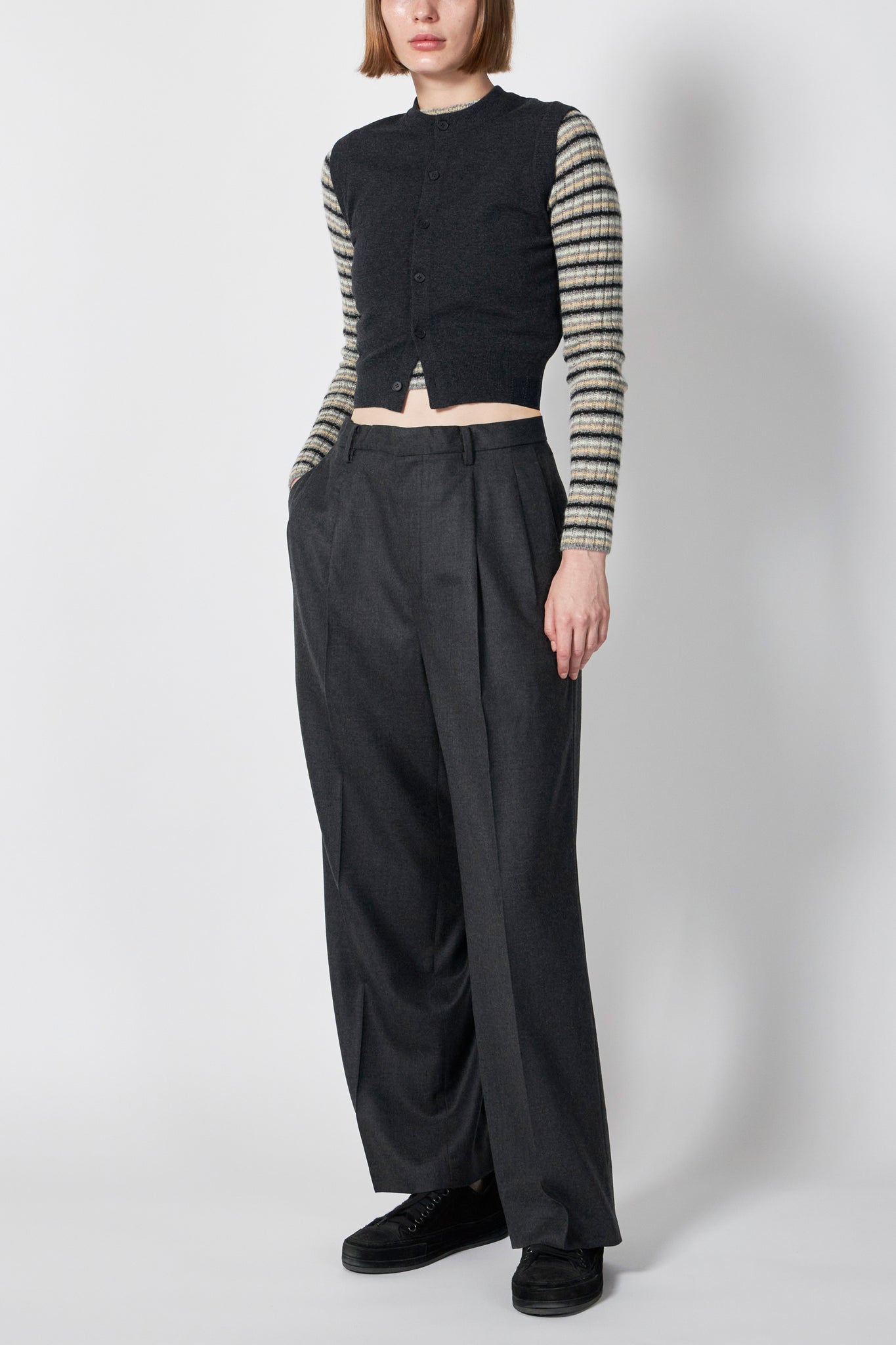 HIGH TWIST WOOL KNIT VEST