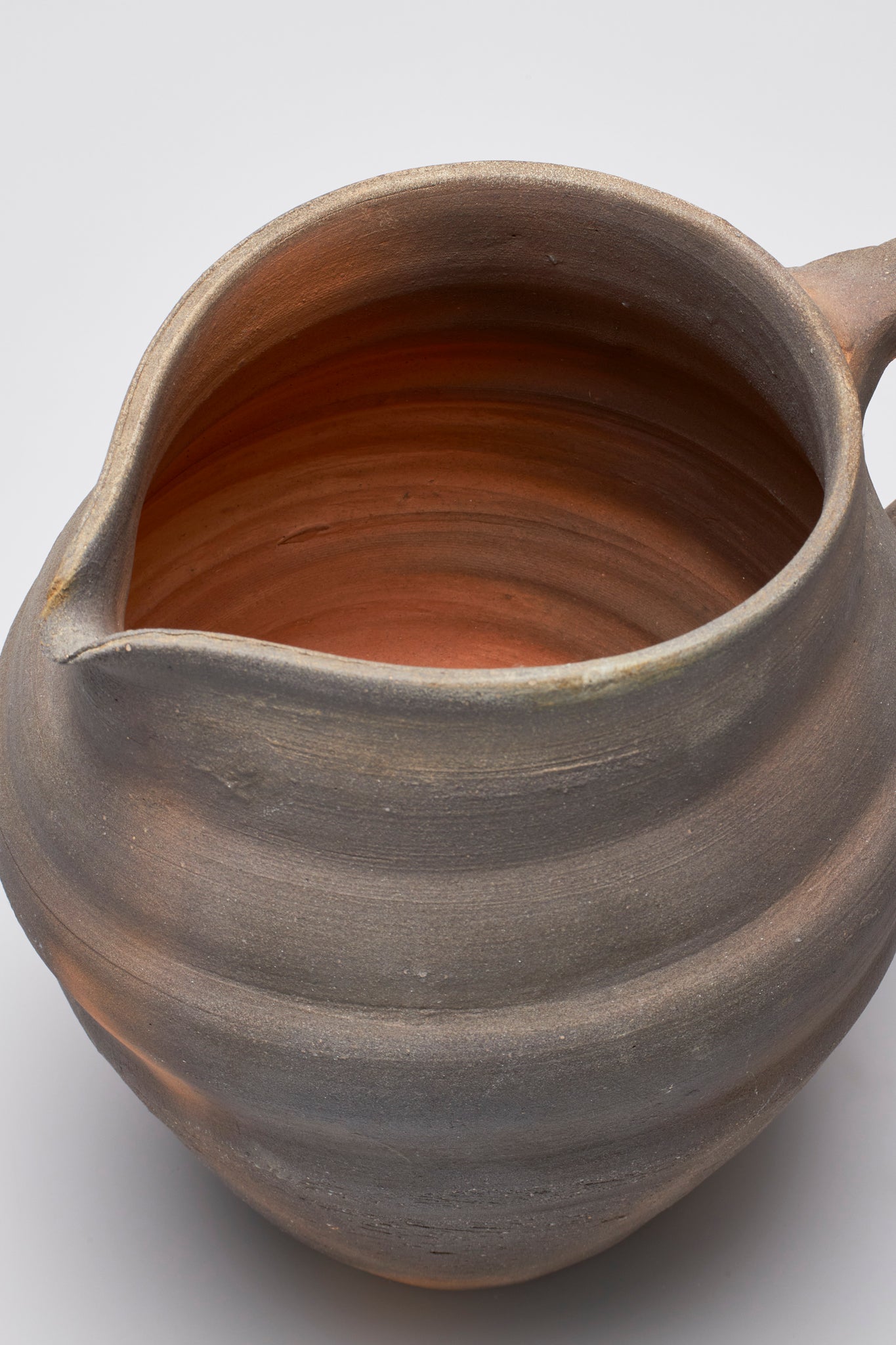 田宮亜紀｜窯変炭化水差し｜CARBONIZATION PITCHER