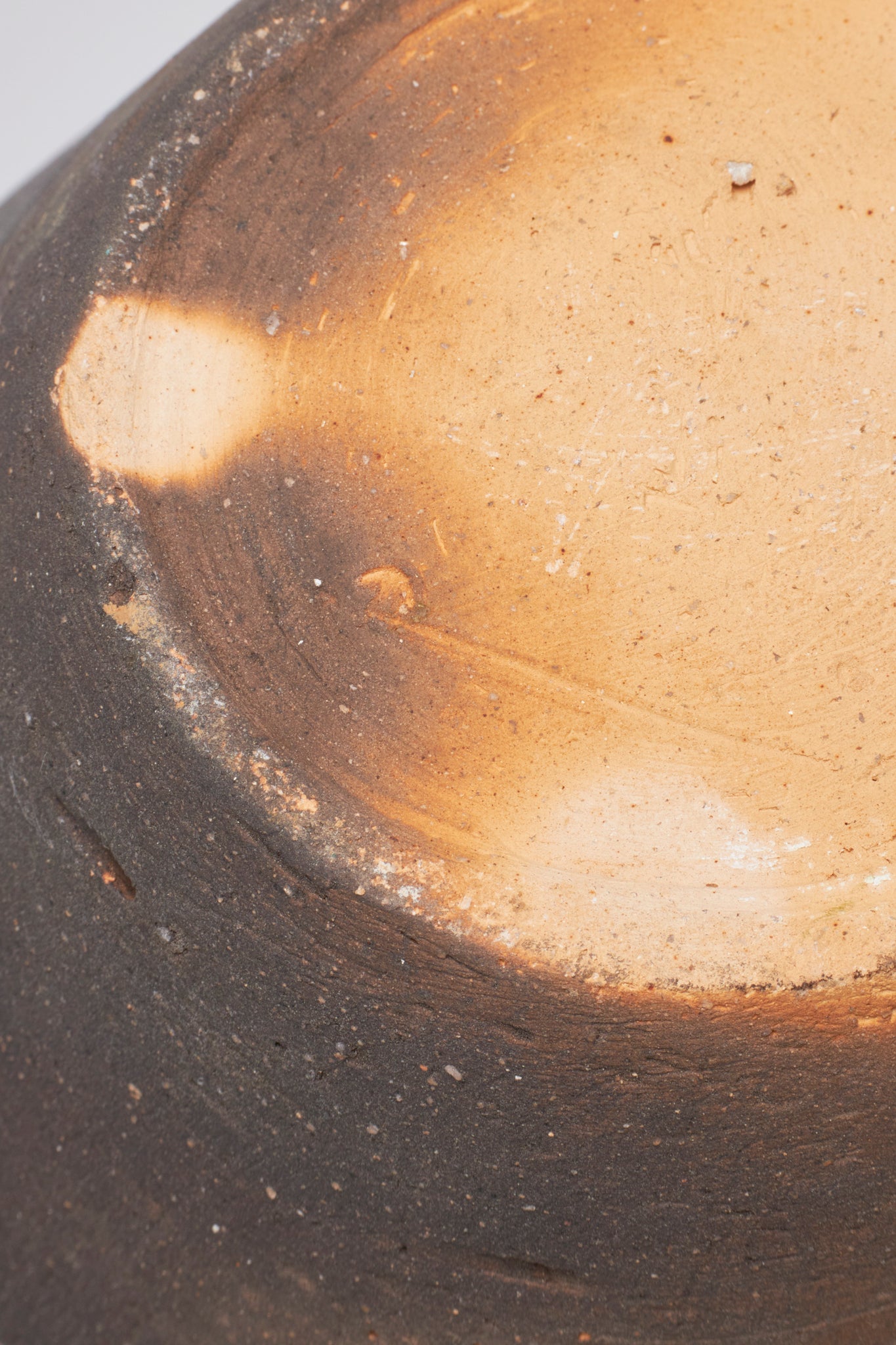 田宮亜紀｜窯変炭化水差し｜CARBONIZATION PITCHER