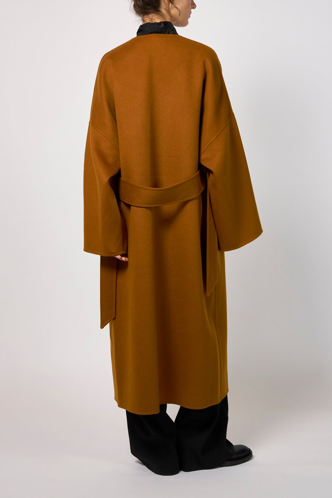 Tuba coat caramel – ATELIERMO