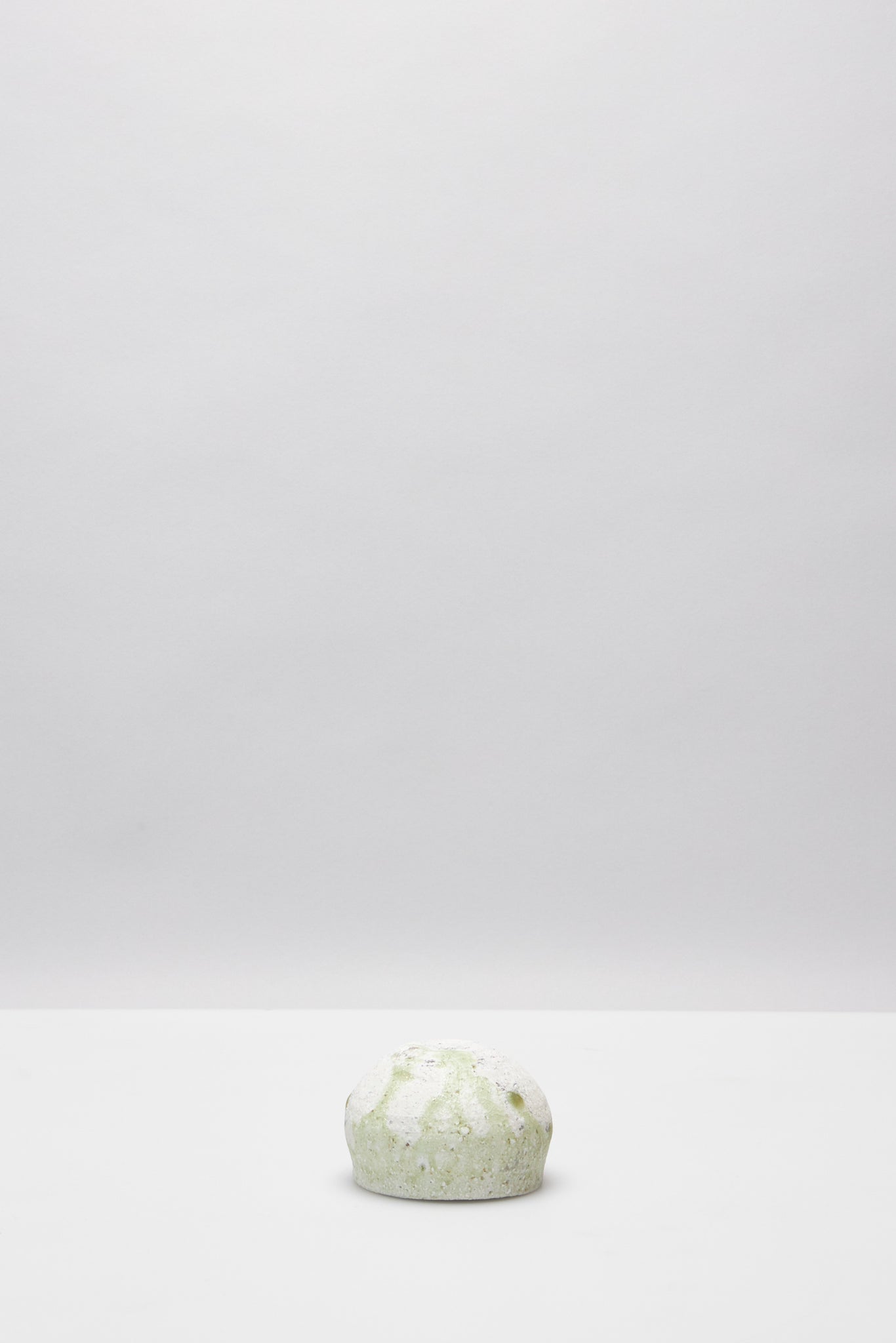 辻村 唯｜NATURAL ASH GLAZE WINE CUP SMALL – ATELIERMO