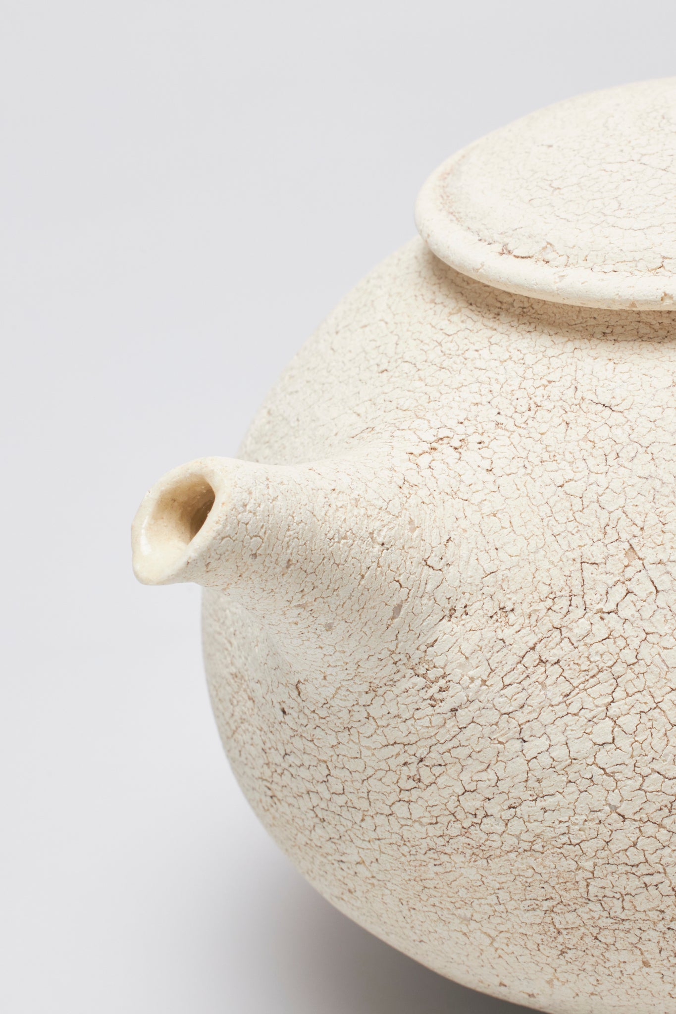 鏡原 愛莉 ｜REAR-HANDLED TEAPOT – ATELIERMO