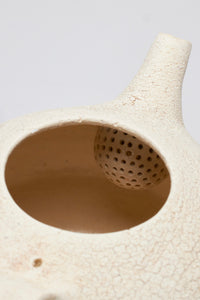 鏡原 愛莉 ｜REAR-HANDLED TEAPOT – ATELIERMO