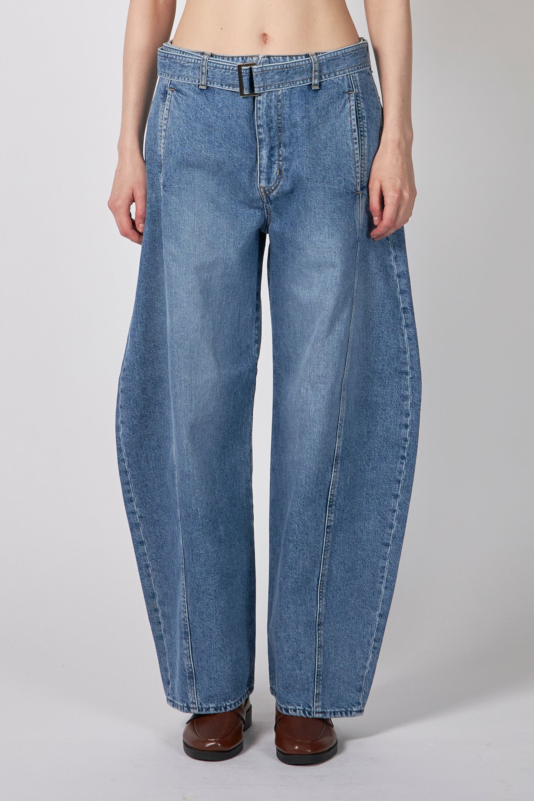 IND TAPPERD JEANS BLUE – ATELIERMO
