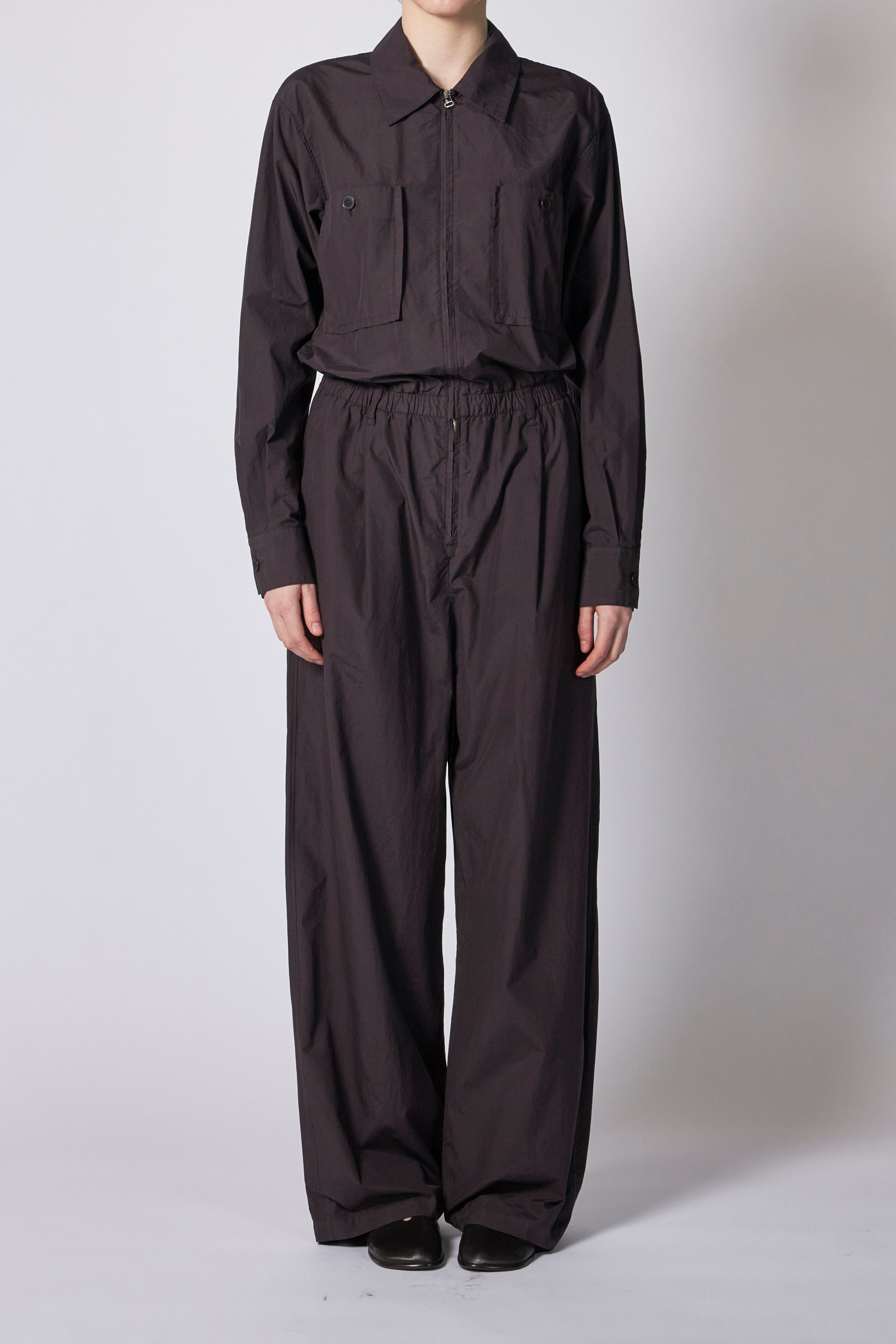 BABY CAMEL FLANNEL TWO-TUCK SLACKS – ATELIERMO