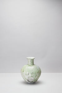 辻村 唯｜NATURAL ASH GLAZE TALL-NECK VASE – ATELIERMO