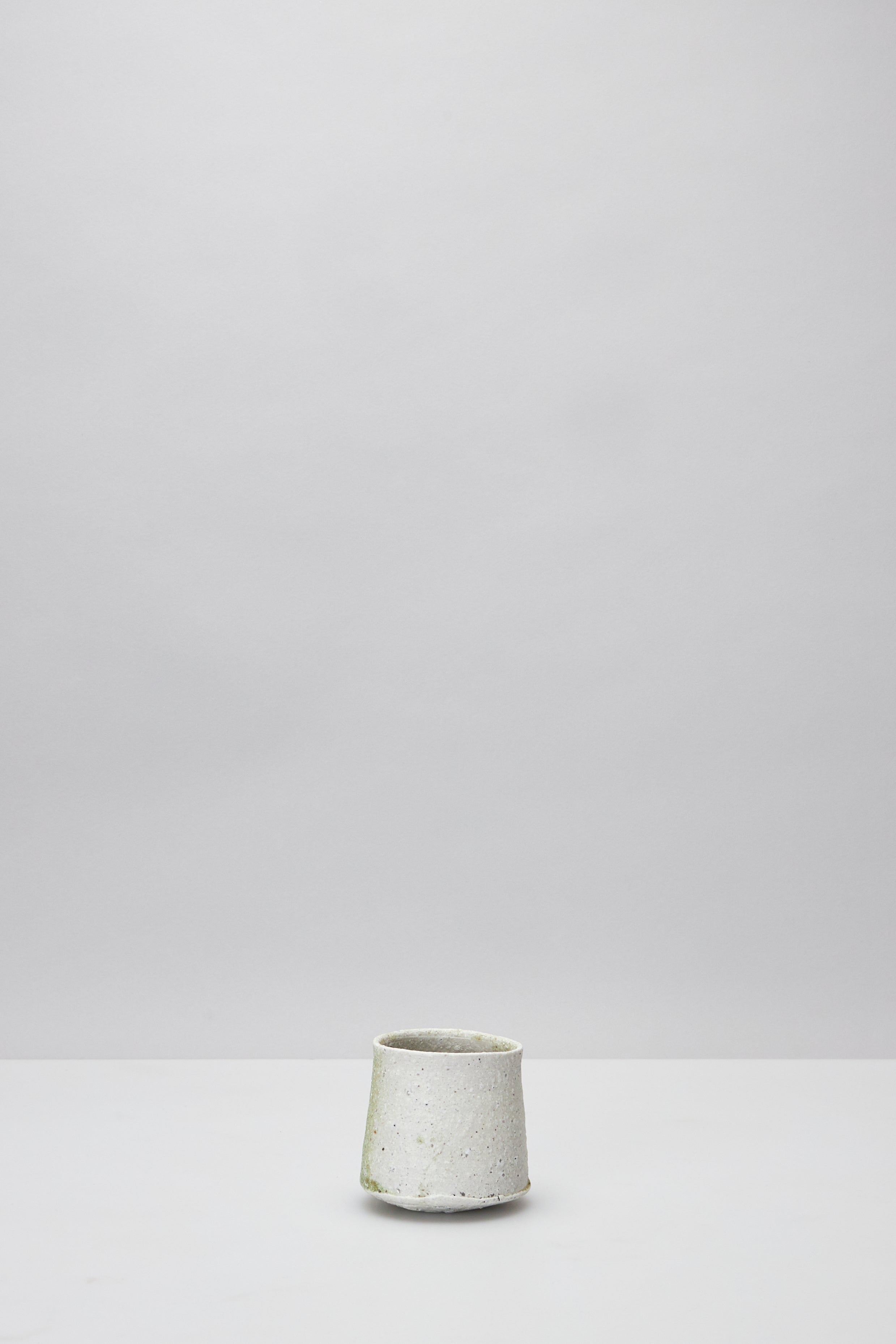 辻村 唯｜NATURAL ASH GLAZE HOBA LEAF SMALL PLATE – ATELIERMO