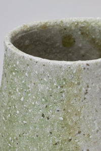 辻村 唯｜NATURAL ASH GLAZE CYLINDRICAL YUNOMI L – ATELIERMO