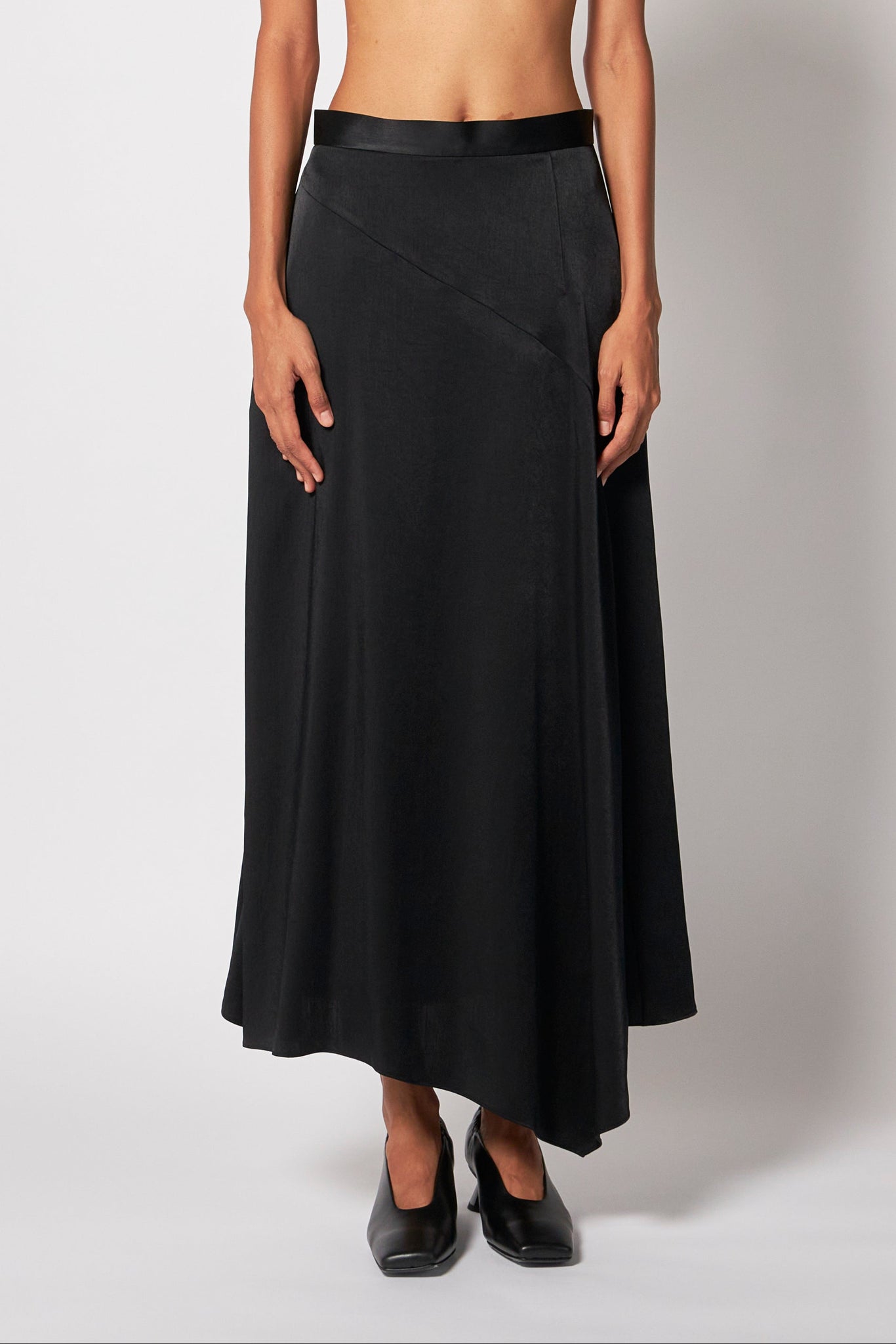 KARINA ASYMMETRY SKIRT – ATELIERMO