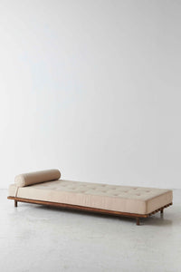 BENCH DAYBED WITH UPHOLSTERY